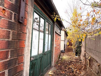 /international/fr/montreuil-ile-de-france-310106360499/