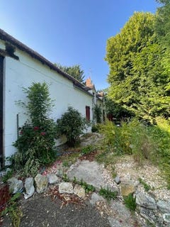 /international/fr/rezay-centre-val-de-loire-310100668561/?lang=zh-tw