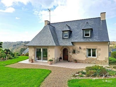 /international/fr/lannion-brittany-310106335677/