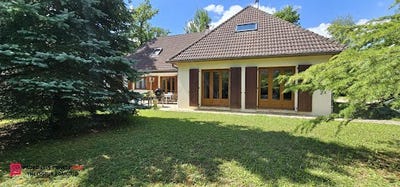 /international/fr/courtenay-centre-val-de-loire-310101495890/?lang=en