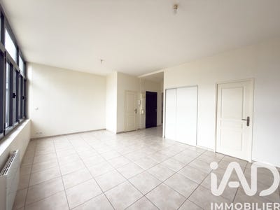 /international/fr/elbeuf-upper-normandy-310105241942/