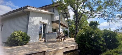 /international/fr/carignan-de-bordeaux-aquitaine-310105340001/