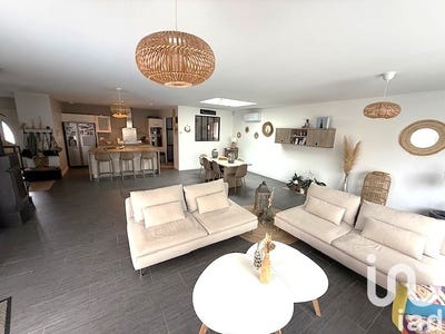 /international/fr/saint-quentin-de-baron-aquitaine-310100109569/?lang=zh-tw