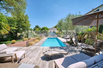 /international/fr/aigrefeuille-d-aunis-charente-310098948936/