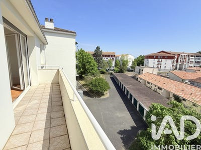 /international/fr/merignac-charente-310106394433/
