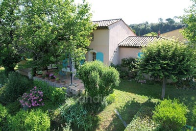 /international/fr/carces-provence-alpes-cote-d-azur-310100711904/