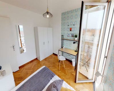 /international/fr/rue-garibaldi-lyon-rhone-310108891949/