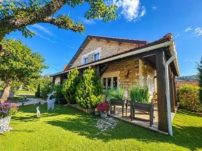 /international/fr/villefranche-de-rouergue-midi-pyrenees-310108676007/