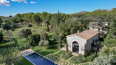 /international/fr/maussane-les-alpilles-hh-15691564-maussane-les-alpilles-provence-alpes-cote-d-azur-310100956846/?lang=pt