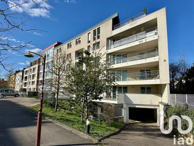 /international/fr/longeville-les-metz-lorraine-310098526115/