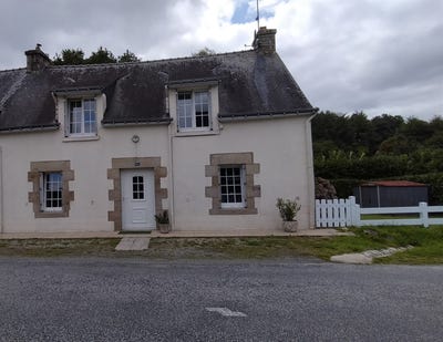 /international/fr/langoelan-brittany-310108790325/?lang=id