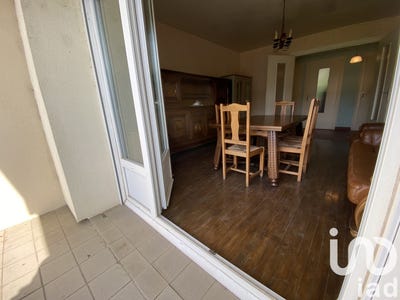 /international/fr/le-chambon-feugerolles-rhone-310100483644/