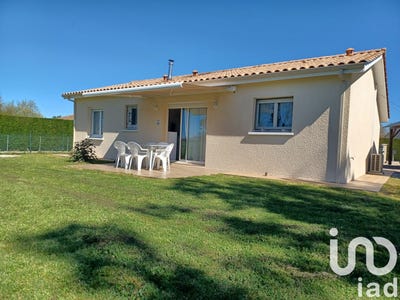 /international/fr/camps-sur-l-isle-aquitaine-310098472348/