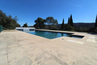 /international/fr/lagrasse-languedoc-roussillon-310107792751/