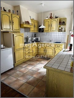 /international/fr/mur-de-barrez-midi-pyrenees-310102536839/