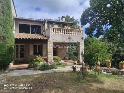 /international/fr/sainte-croix-de-caderle-languedoc-roussillon-310105191365/