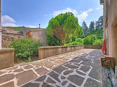 /international/fr/avene-languedoc-roussillon-310101836058/