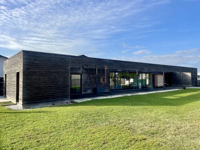 /international/fr/angouleme-charente-310108464795/
