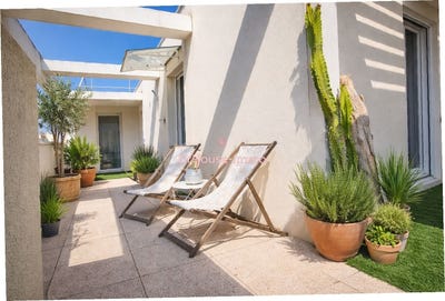 /international/fr/marseille-13-provence-alpes-cote-d-azur-310106596496/