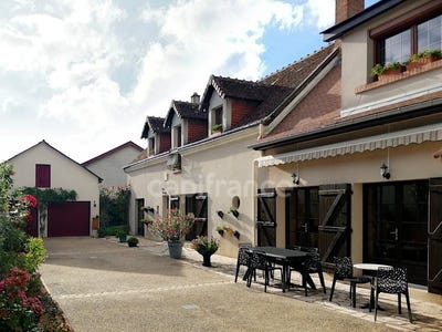 /international/fr/noyers-sur-cher-centre-val-de-loire-310106780465/