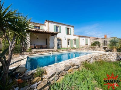 /international/fr/bize-minervois-languedoc-roussillon-310107253783/