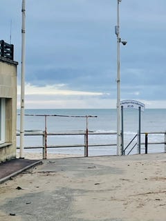 /international/fr/blonville-sur-mer-la-basse-normandie-310106715888/