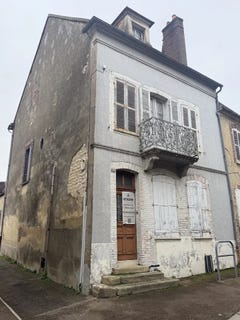/international/fr/brienon-sur-armancon-burgundy-310103391654/
