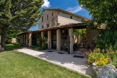 /international/fr/montbrun-les-bains-rhone-120095850420/?lang=zh-cn