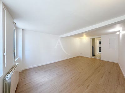 /international/fr/mayenne-pays-de-la-loire-310109218654/