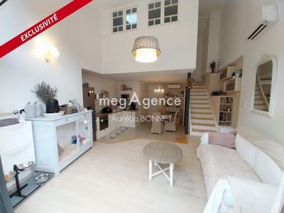 /international/fr/blesle-auvergne-310105625557/