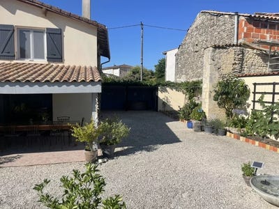 /international/fr/courant-charente-310099839624/