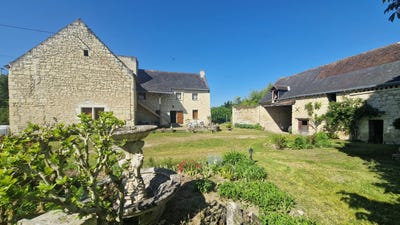 /international/fr/chinon-centre-val-de-loire-310098893427/?lang=zh-tw