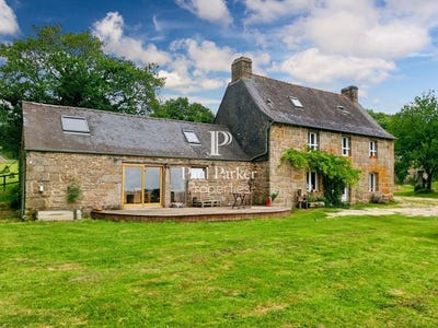 /international/fr/rostrenen-brittany-310109097708/?lang=pt