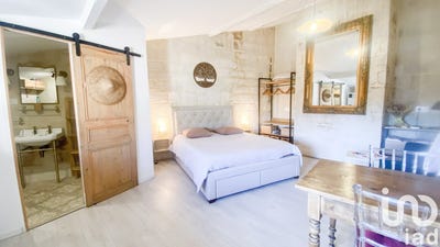 /international/fr/uzes-aquitaine-310103161310/