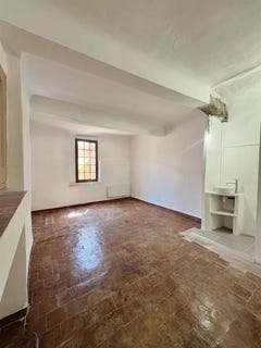 /international/fr/cotignac-provence-alpes-cote-d-azur-310109099815/