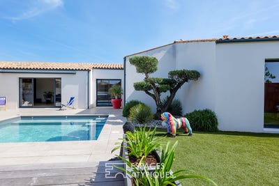 /international/fr/sainte-soulle-charente-310108602609/?lang=id