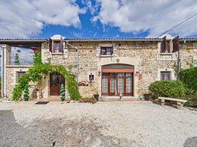 /international/fr/brantome-aquitaine-310119977722/