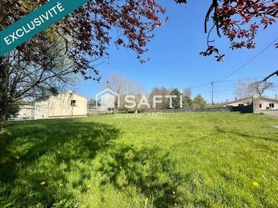 /international/fr/secondigny-charente-310101378556/