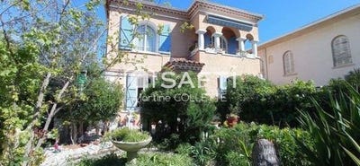 /international/fr/toulon-provence-alpes-cote-d-azur-120097939415/