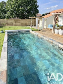 /international/fr/biganos-aquitaine-310107360170/