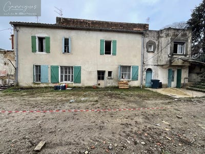 /international/fr/milhaud-languedoc-roussillon-310099620676/