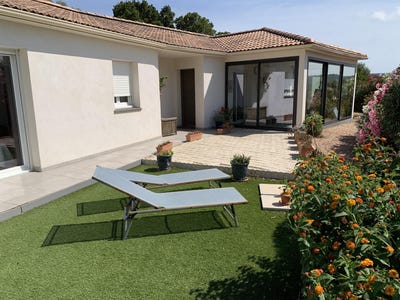 /international/fr/sainte-lucie-de-porto-vecchio-corsica-310097237427/