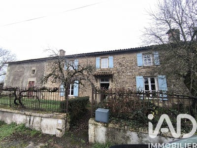 /international/fr/chey-charente-310104285595/