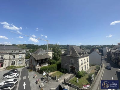 /international/fr/riom-es-montagnes-auvergne-310100558976/