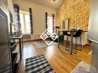 /international/fr/narbonne-languedoc-roussillon-310100297800/