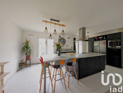 /international/fr/saint-yrieix-la-perche-limousin-310105010719/