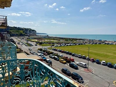 /international/fr/dieppe-upper-normandy-310101488133/?lang=en