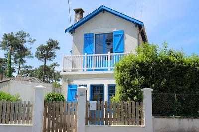 /international/fr/royan-charente-310108589537/