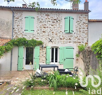 /international/fr/la-ferriere-pays-de-la-loire-310100105787/?lang=en