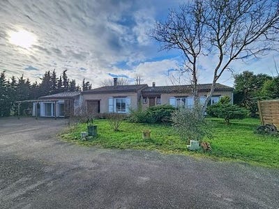 /international/fr/villeneuve-la-comptal-languedoc-roussillon-310105302569/